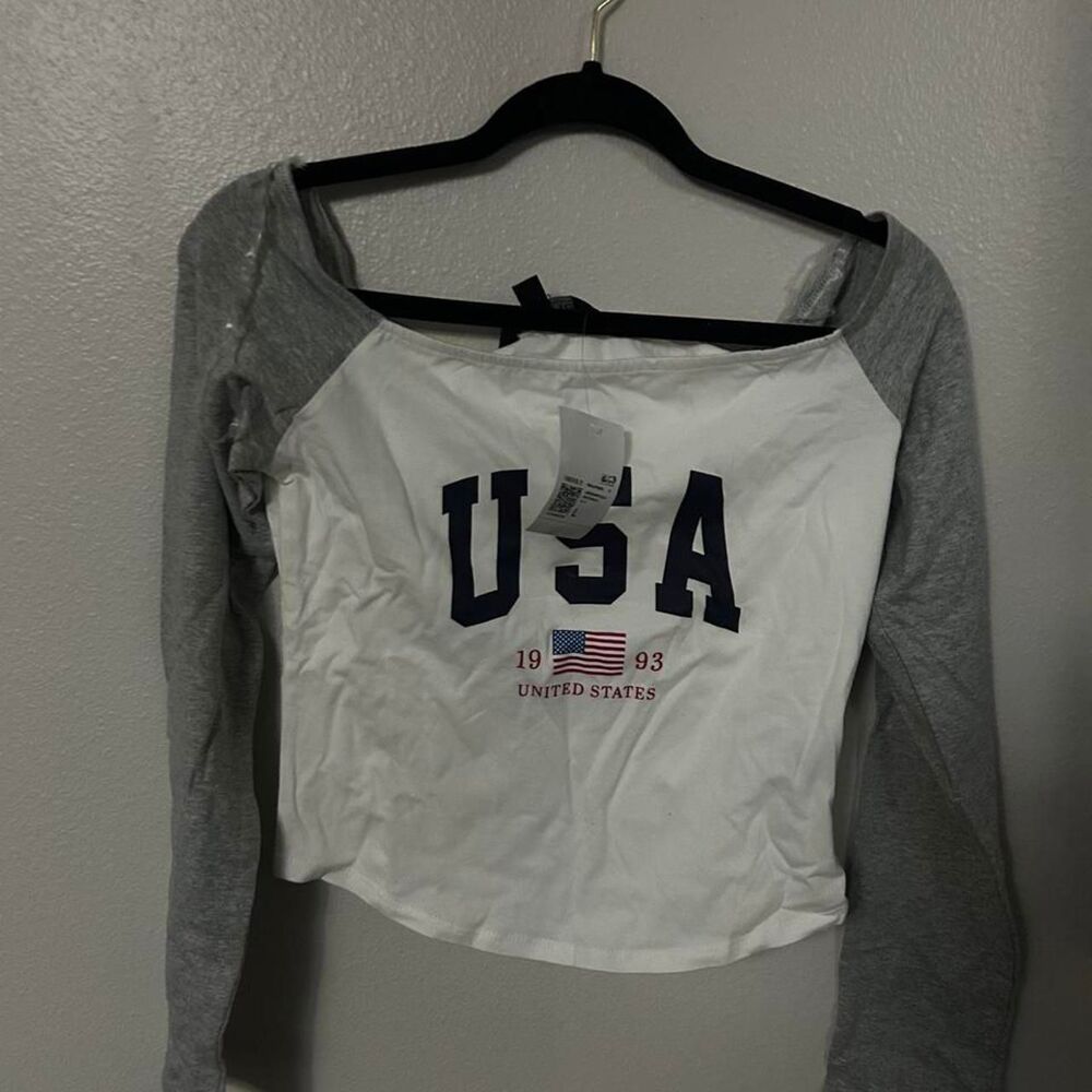 Forever-21 Women's White and Grey Crop-top